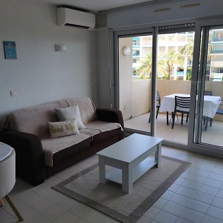 Antibes Les Pins 2 Pieces Vue Mer Piscine Parking Daire Dış mekan fotoğraf