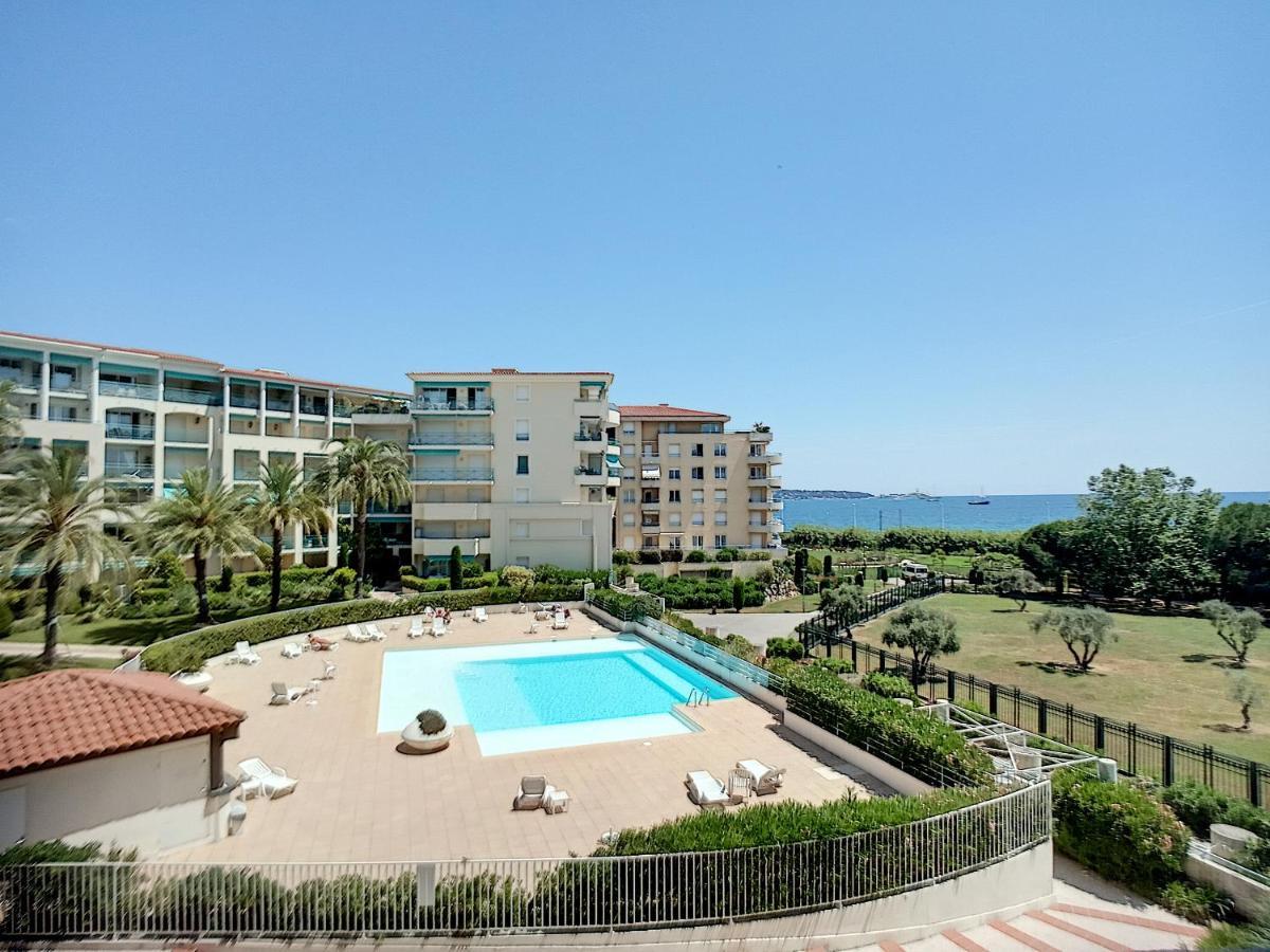 Antibes Les Pins 2 Pieces Vue Mer Piscine Parking Daire Dış mekan fotoğraf